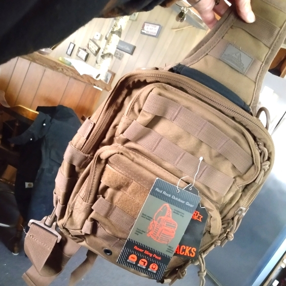 Red Rover Red Rock Outdoor Gear Rover Sling Bag 182449, Military